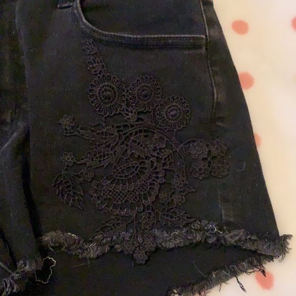 American eagle shorts - Picture 2 of 3